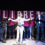 La portavoz de UPyD, Rosa Díez, y los candidatos al Ayuntamiento de la capital, David Ortega (i), y a la Presidencia de la Comunidad de Madrid, Ramón Marcos, durante el acto de inicio de campaña