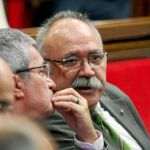 Carod-Rovira ha sido diputado del Parlament durante las últimas seis legislaturas, desde 1988. Saura, otro veterano, ha ocupado un escaño en la Cámara catalana a lo largo de 14 años, pero no consecutivos, ya que también fue diputado en el Congreso.