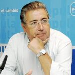 Juan Ignacio Zoido denunció este hecho en su perfil de Facebook