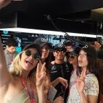 Imagen de la “crew” publicada por Hamilton en su Instagram