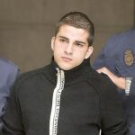 Los encargados de la investigación destacan la dificultad del caso por la contradicción de las declaraciones