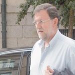 La situación de Bárcenas se cuela en el «retiro» del PP