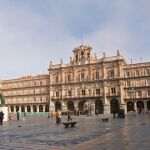 Carlos III quedó impresionado por la riqueza patrimonial de Salamanca durante su visita en 1987