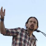 Pablo Iglesias apela a los indecisos para sacar a «los mafiosos» de Madrid