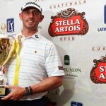 Danny Balin, con el título de la PGA Latinoamérica (FED. Guatemala Golf)