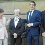 El lendakari, Patxi López, hizo ayer un llamamiento a la ciudadanía vasca «sin excepción» para que se una en un «esfuerzo final»
