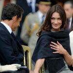Carla Bruni «vive en una burbuja dorada»