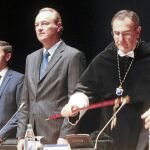 El presidente, Alberto Fabra, junto al rector de la UJI, Vicent Climent, y el alcalde Castellón, Alfonso Bataller