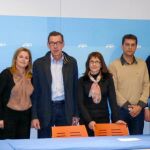 Antonio Clemente con algunos candidatos del PPCV