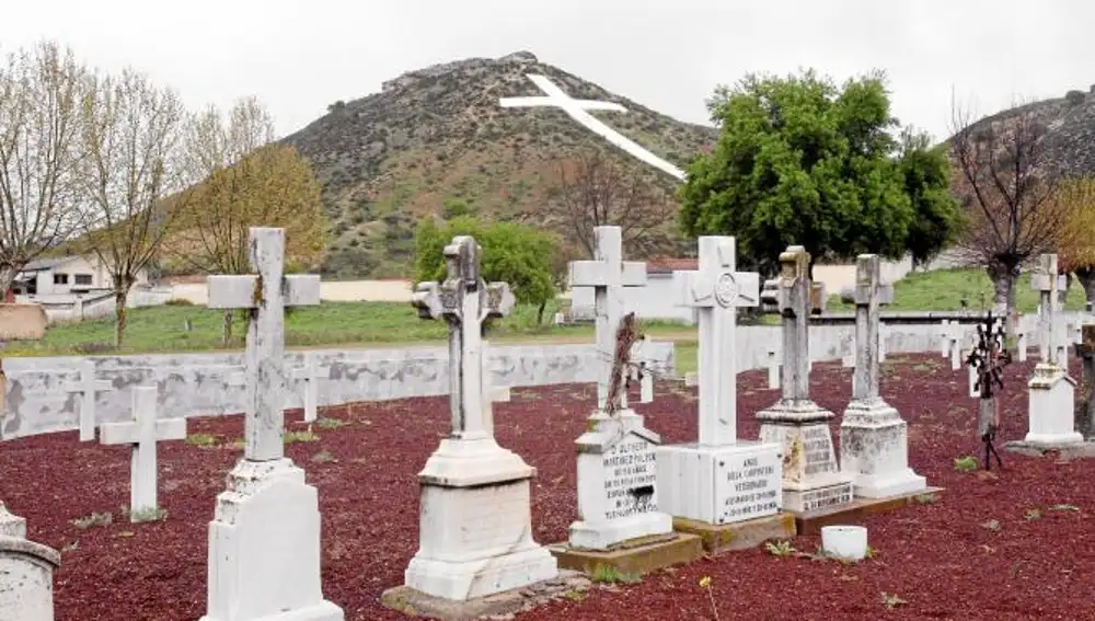 Algunas de las tumbas de Paracuellos