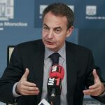 El presidente del Gobierno, José Luis Rodríguez Zapatero, durante una entrevista que ofreció en RAC1