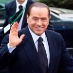 Berlusconi accede a retocar su plan de ajuste para incorporar una tasa a los ricos