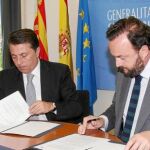 El conseller de Sanidad firmó ayer un protocolo de colaboración con la Federación de Bebidas Espirituosas