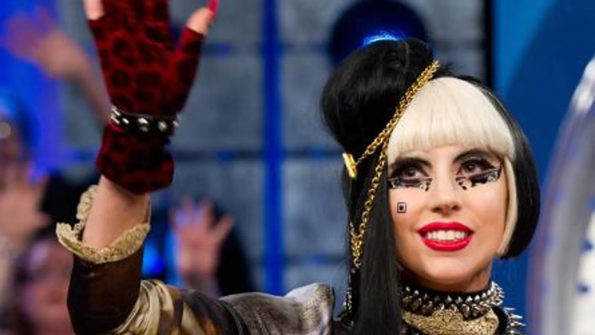 Tony Bennett subasta un retrato de Lady Gaga desnuda