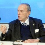 Manuel Fraga, fundador del PP, ha asistido hasta hace poco a todas las juntas directivas y comités ejecutivos nacionales