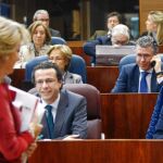 Granados volvió a encontrarse con sus compañeros de partido en la Asamblea de Madrid de donde es diputado