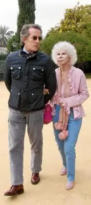 A Doña Cayetana, a sus 84 años, el noviazgo con Alfonso Díez le ha rejuvenecido