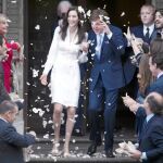 McCartney y Nancy, ayer, tras darse el «sí quiero» en un lugar especial (donde el ex Beatle se casó con Linda) y en una simbólica fecha (el cumpleaños de John Lennon)