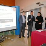 El alcalde de Murcia, Miguel Ángel Cámara (derecha), ayer en el Ayuntamiento