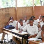Myriam García Abrisqueta visita una escuela de la Diócesis de Jacmel, en Haití, que se mantiene con fondos de Manos Unidas