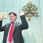 El periodista alemán Peter Seewald durante la presentación de «Luz del mundo» en el Vaticano