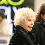 La Duquesa de Alba comparte sus recetas de cocina en un libro
