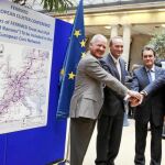 De izquierda a derecha, Ramón Luis Valcárcel, Alberto Fabra, Artur Mas y José Ramón Bauzá ayer en Bruselas