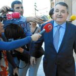 Hinojosa descarta que las compras en su tienda fueran para Camps