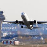 La rebaja de las tasas de los aeropuertos hará de la Comunitat un destino turístico más atractivo