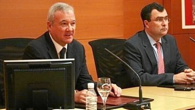 El presidente de la Comunidad, Ramón Luis Valcárcel y el portavoz del Gobierno regional, José Ballesta, en una imagen de archivo