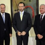 El presidente de las Islas Baleares, José Ramón Bauzá, durante la reunión que ha mantenido hoy en Palma con el presidente de la Generalitat Valenciana, Alberto Fabra, y el de la Región de Murcia, Ramón Luis Valcárcel