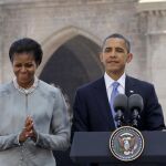 Obama atteriza en Bombay, primera escala de su gira por Asia