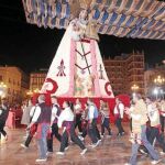 El manto de la Virgen tras la Ofrenda