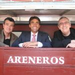Victorino Martín, en el centro, aún no ha cerrado las puertas a Madrid este año