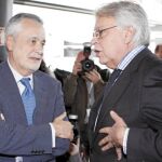 José Antonio Griñán y Felipe González, juntos en un acto en 2019