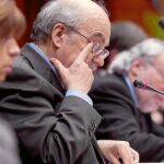 El conseller Mas-Colell durante su comparecencia de ayer en el Parlament