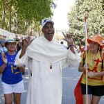Fray Richard es el cura con más ritmo de todo el Retiro. Su canción de «Espíritu Santo» con sonido merengue es uno de sus clásicos.