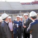 La instalación dispondrá también de un espacio anexo destinado a usos complementarios al deporte