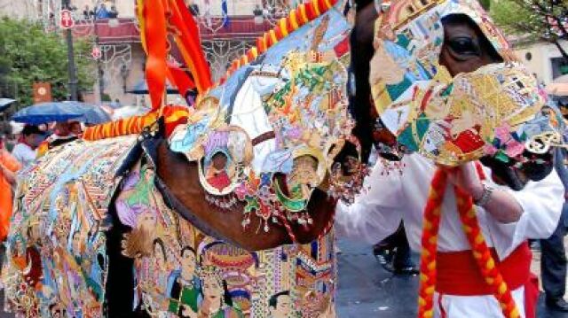 Los Caballos del Vino se celebran cada 2 de mayo en Caravaca