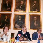 El presidente de la Diputación, Alfonso Rus, ayer durante un desayuno informativo en el Salón de las Reinas