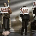 A lo largo de la marcha de Bilbao, los proetarras que acudieron mostraron pancartas a favor de presos de ETA