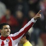 José Antonio Reyes celebra su gol