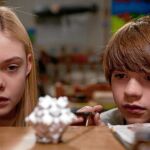 Joel Courtney y Elle Fanning protagonizan este viaje iniciático