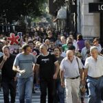 Cientos de seguidores de la izquierda abertzale, han sustituido la manifestación prohibida por la Audiencia Nacional, por la lectura de un comunicado en el Café Antzoki de Bilbao
