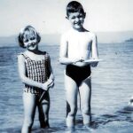 Con sus hermanos Mercedes, Luis y Enrique en Villagarcía, en septiembre de 1962