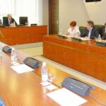 Francisco Celdrán (centro) preside la Junta de Portavoces en presencia de Juan Carlos Ruiz, Jose Antonio Ruiz Vivo, Jose Antonio Pujante, Joaquín López, Francisco Oñate y Begoña García Retegui