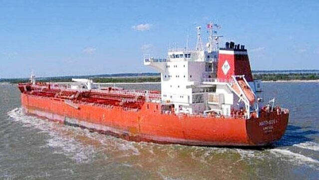 Imagen del «Mattheo I», el petrolero secuestrado con cinco españoles