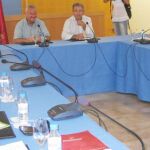 El presidente de la Comunidad, Ramón Luis Valcárcel, y el consejero de Agricultura, Antonio Cerdá (centro), presidieron el primer encuentro con las asociaciones agrarias