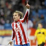 Forlán se ve el año que viene vestido de nuevo con la camiseta del Atlético