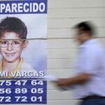 los edificios de la localidad grancanaria de Vecindario están repletos de carteles con la cara de Yéremi